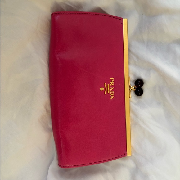 Prada bag/ Prada clutch / Prada wallet - Picture 5 of 9